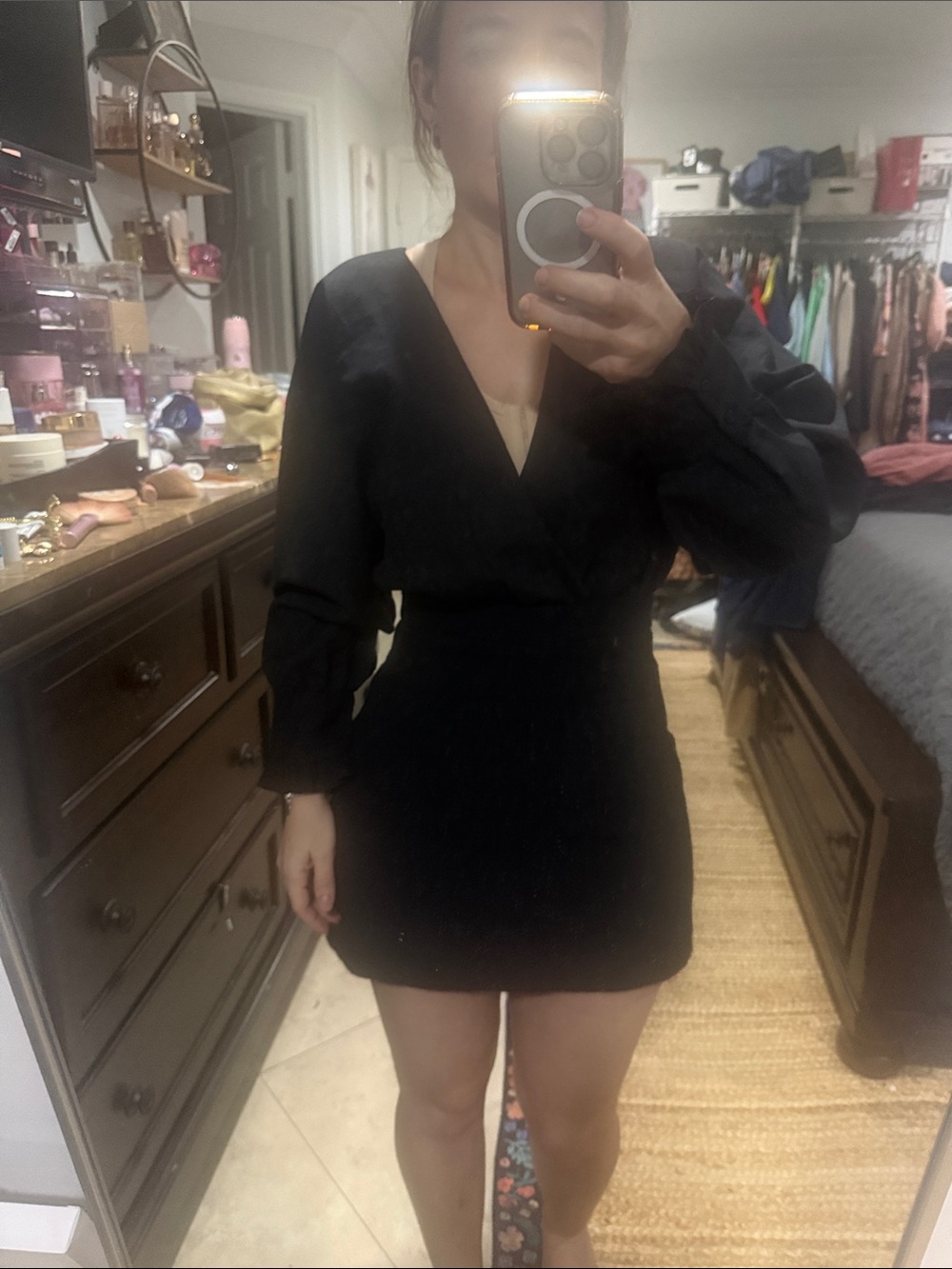 Zara Black V‑Neck Long Sleeve Mini Dress